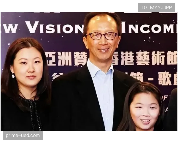 伏明霞跳水拿金牌那会儿,谁想到她后来住豪宅开豪车还嫁了金融大佬? 伏明霞跳水拿金牌那会儿,谁想到她后来住豪宅开豪车还嫁了金融大佬?